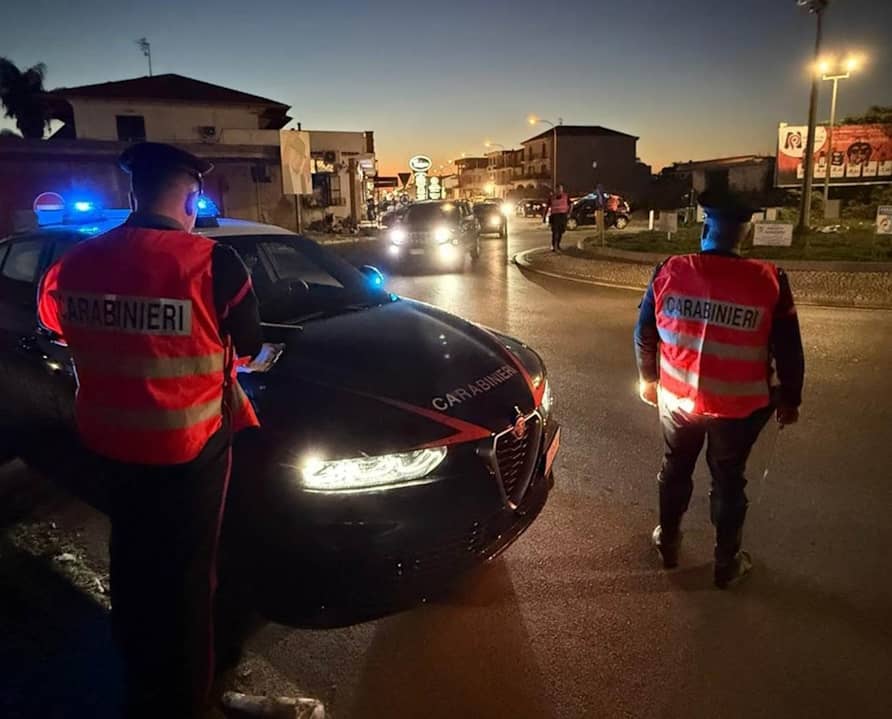 Blitz dei Carabinieri nel Casertano