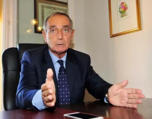 pesaro-l-avvocato-carlo-taormina-in-conferenza-stampa-per-omicidio-ismael-sant-angelo-in-vado-300x234 Andrea Sempio rinuncia a Angelo Lovati chiama Carlo Taormina