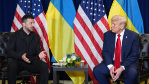 AP25290000839018-300x169 Trump ordina la pace in Ucraina