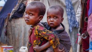 somalia-bambini-guerra-fame-africa--300x169 La magia del Natale nel cuore della gente