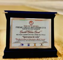 foto-2-212x200 𝐀𝐥 𝐋𝐢𝐜𝐞𝐨 "𝐌𝐚𝐧𝐳𝐨𝐧𝐢" 𝐯𝐨𝐥𝐚 𝐚𝐥𝐭𝐚 𝐥𝐚 𝐩𝐨𝐞𝐬𝐢𝐚 𝐝𝐢 𝐂𝐚𝐬𝐢𝐥𝐝𝐚 𝐂𝐞𝐯𝐨𝐥𝐢 𝐝𝐞𝐥𝐥𝐚 𝟏𝐀𝐜