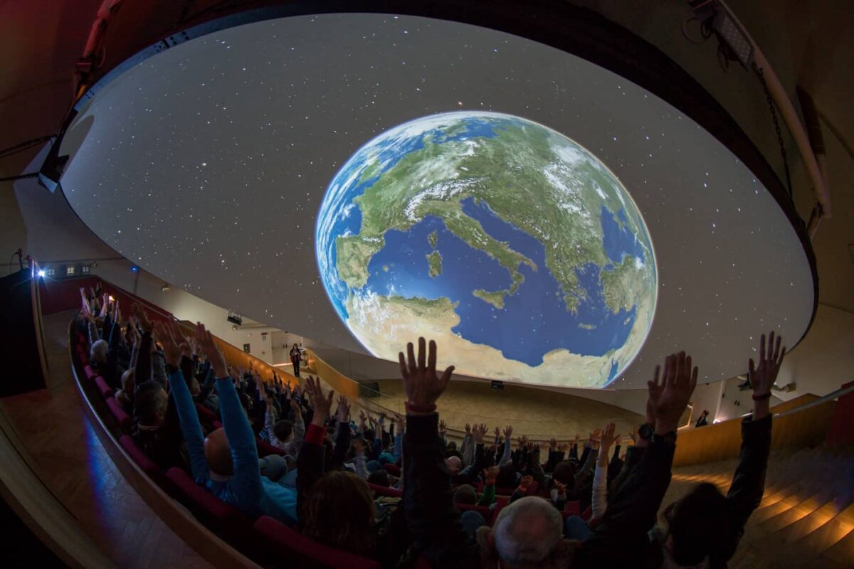 02-Planetario-1-1200x800 CITTÀ DELLA SCIENZA: NEL WEEKEND IL SCIENCE SHOW SULL’ALIMENTAZIONE